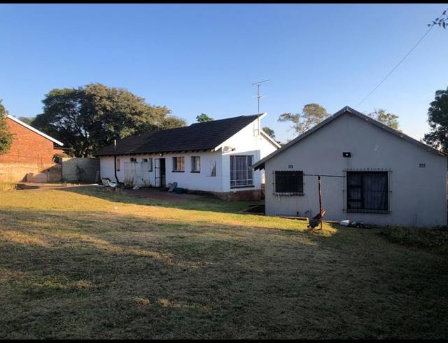 3 BEDROOM HOUSE FOR SALE IN STRUBENSVALLEI